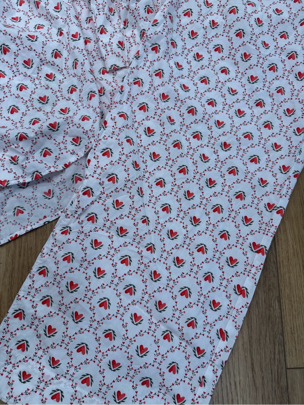 Old Navy White and Red heart Floral Pajama Set - 100% Cotton - Picture 2 of 9
